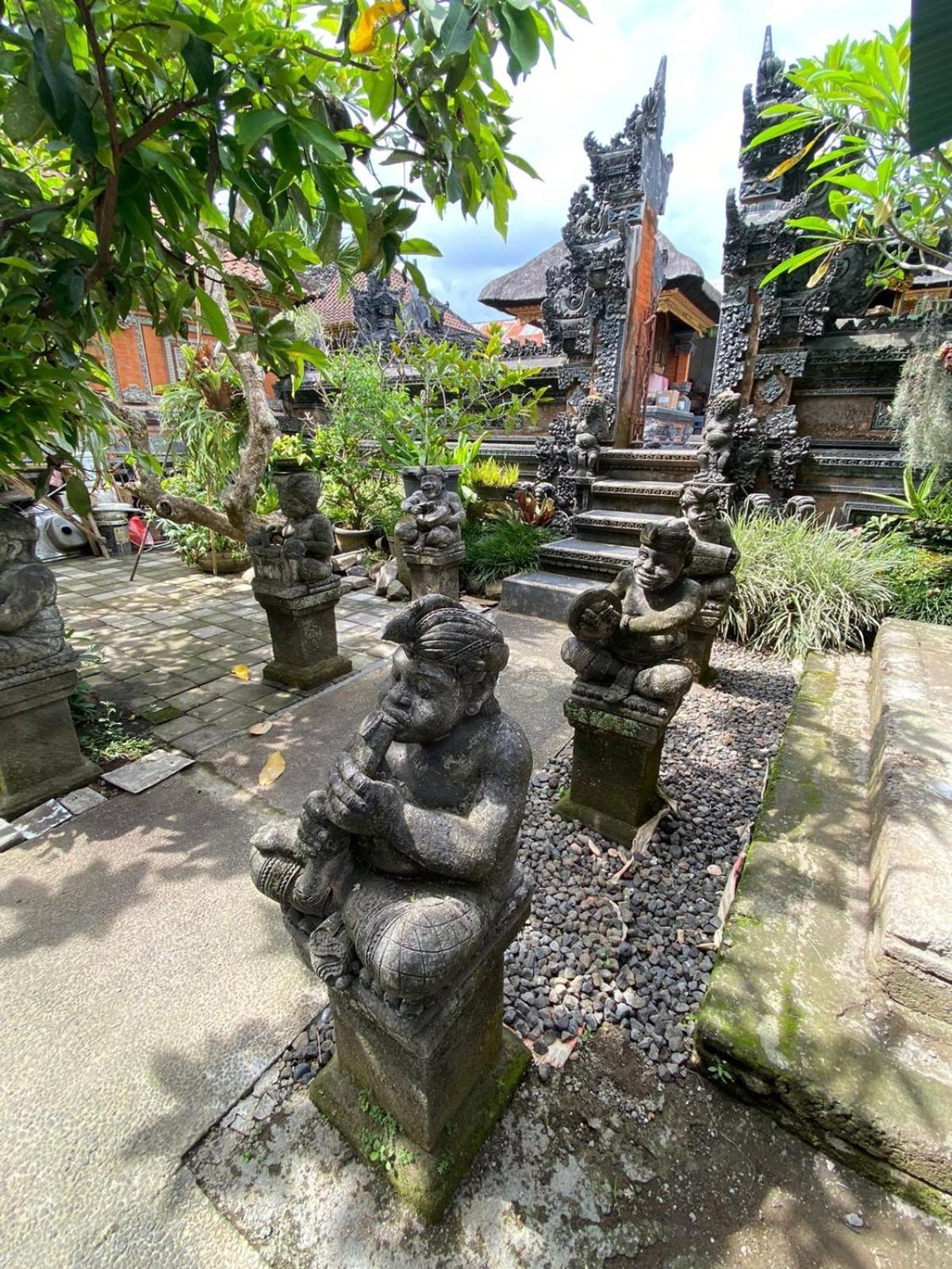 Cuan House Guest house *